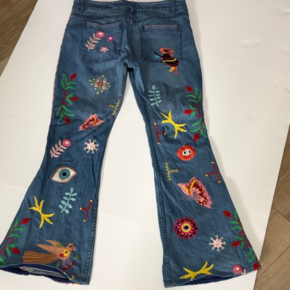 Alice + Olivia Multicolor Embroidered Flare Jeans - Picture 8 of 10